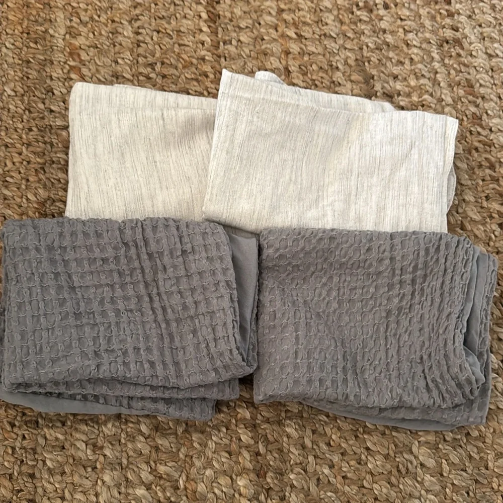 4 pc THRESHOLD GRAY PILLOW COVERS & GRAY & WHITE PILLOWCASES BUNDLE